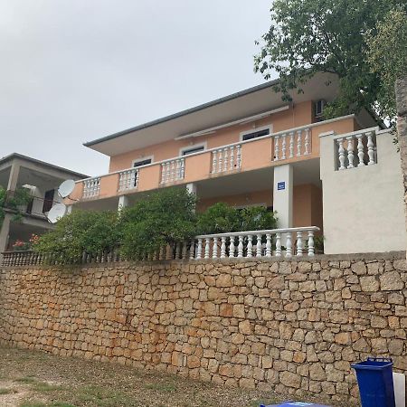 Apartmani Spomenka Селине Екстер'єр фото