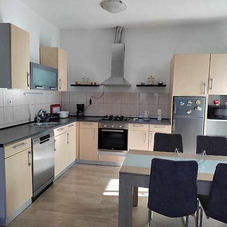 Apartmani Spomenka Селине Екстер'єр фото
