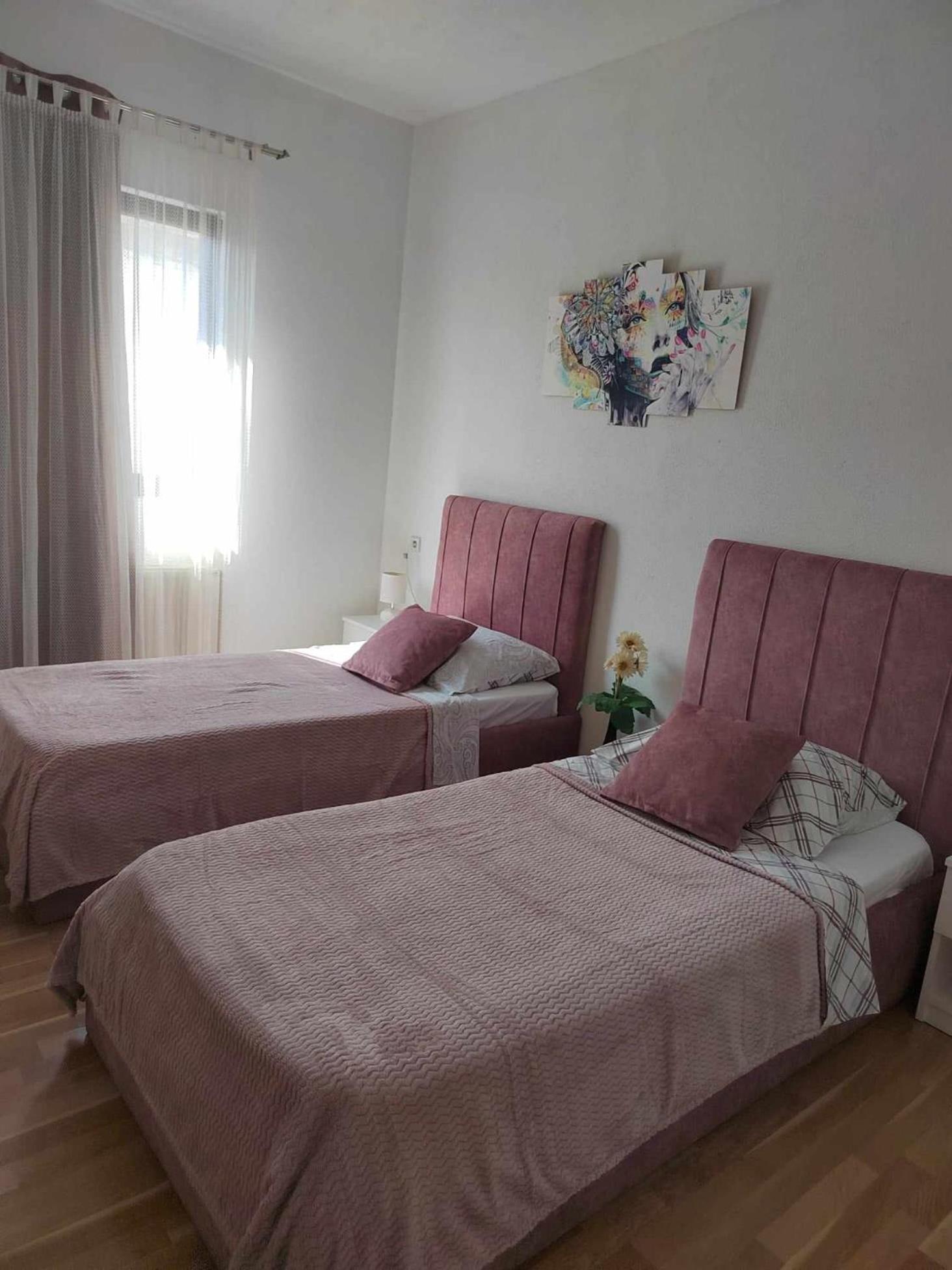 Apartmani Spomenka Селине Екстер'єр фото