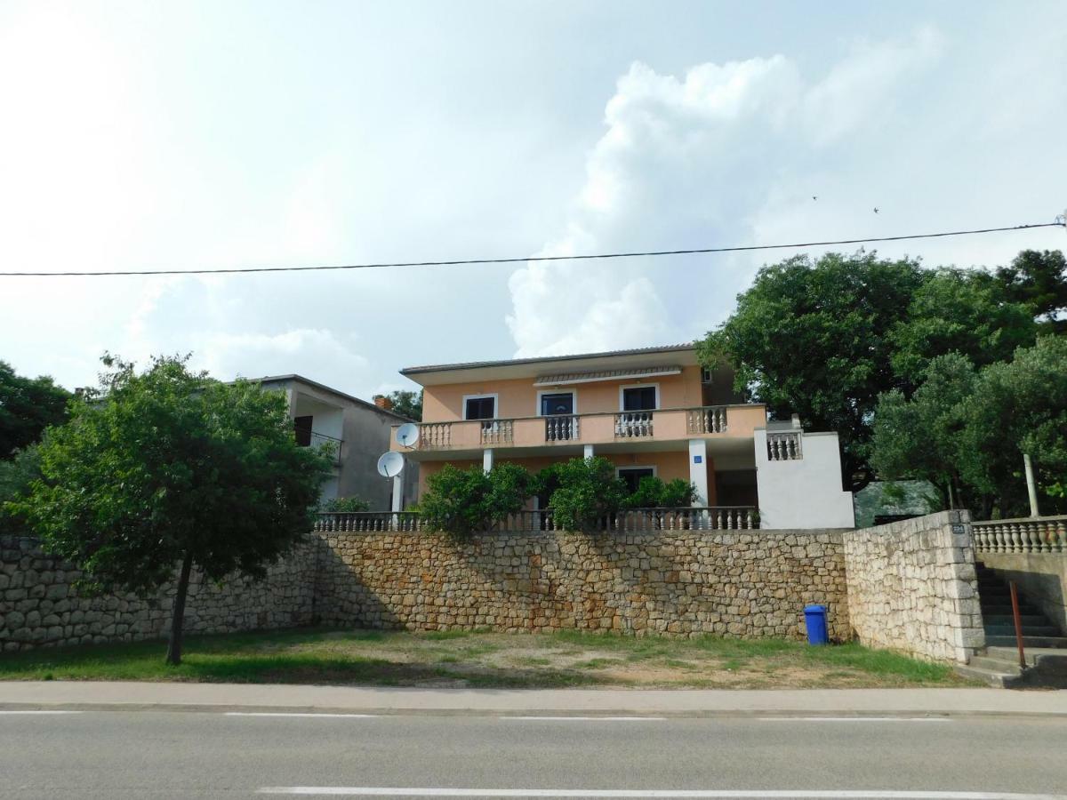 Apartmani Spomenka Селине Екстер'єр фото