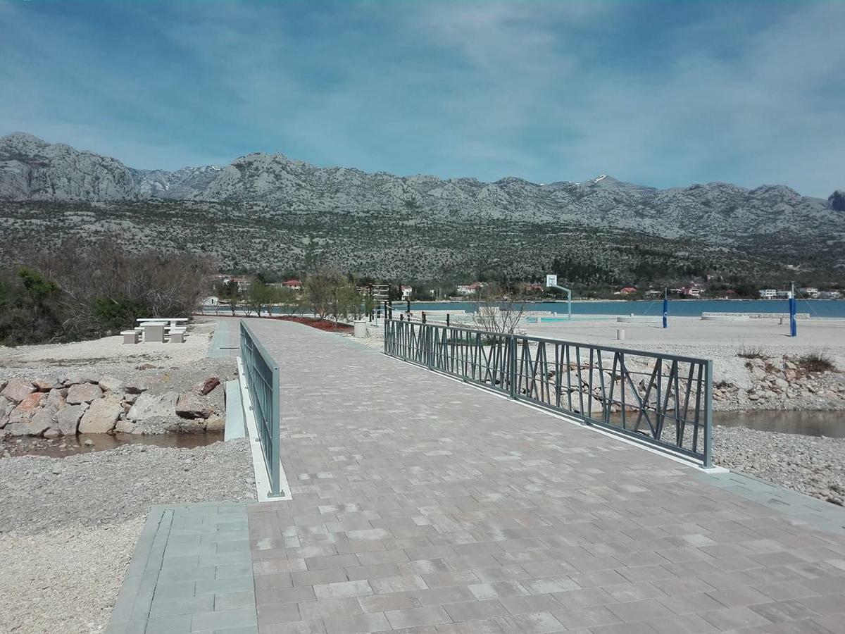 Apartmani Spomenka Селине Екстер'єр фото