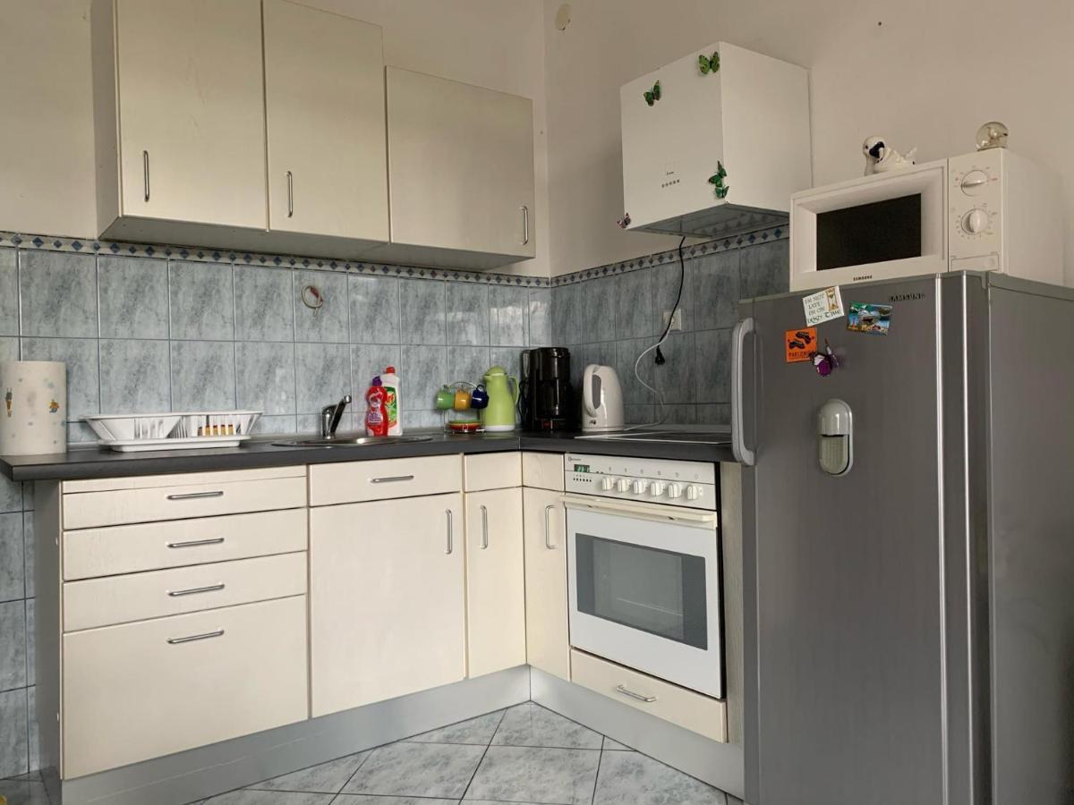 Apartmani Spomenka Селине Екстер'єр фото